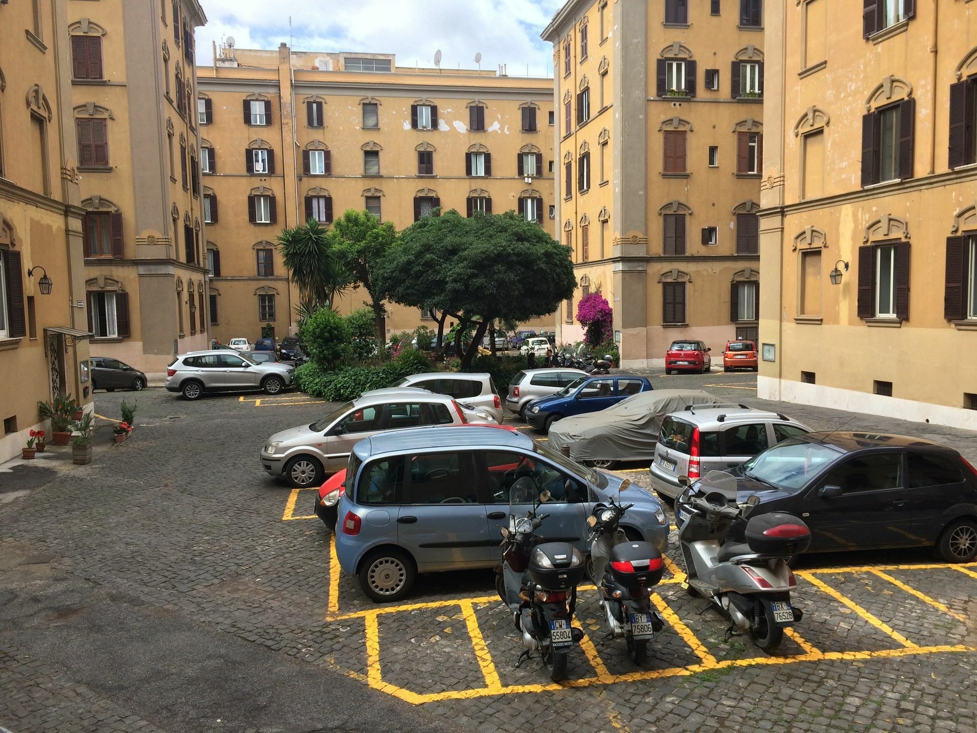 Casa Tua A Porta Maggiore Rome Exterior photo